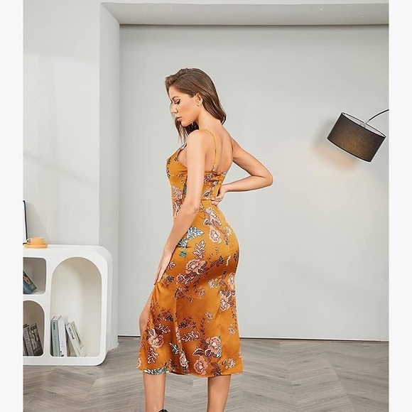 Floral spaghetti strap dress - Picture 5 of 7